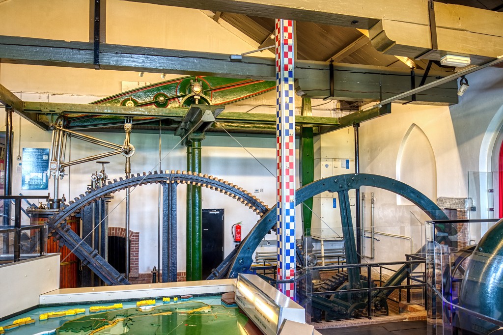 Gemaal De Cruquius Haarlemmermeer polder hdr rijksmonument stoommachine erfgoed neo gotisch gebouw architectuur museum